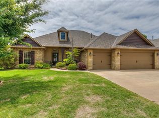 724 Winning Colors Dr, Edmond, OK 73025