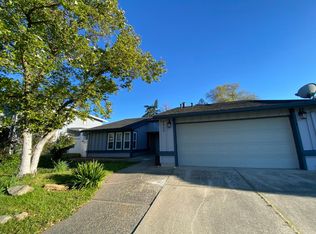 8922 Mountain Home Ct, Elk Grove, CA 95624
