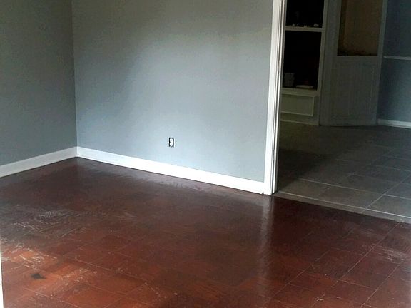 2nd image of 213 Genevieve Dr