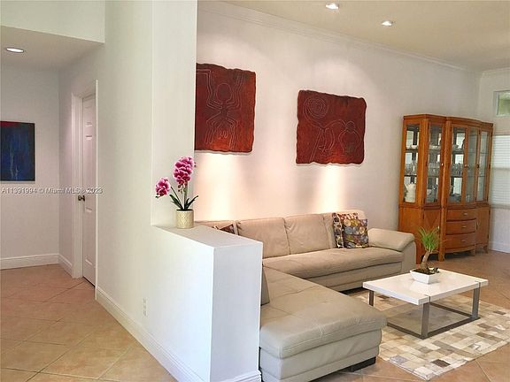 5th image of 1138 Croton Ct