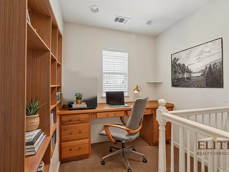 1305 Derby Dr — Photo 15