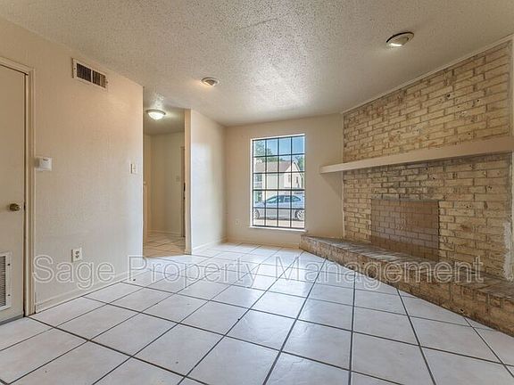 2nd image of 3422 Yorkfield Dr Unit C