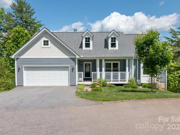 12 Old Amber Dr, Weaverville, NC 28787