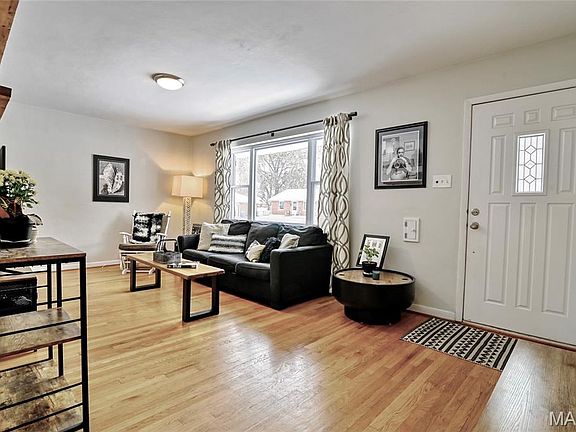 2nd image of 8314 Horst Dr