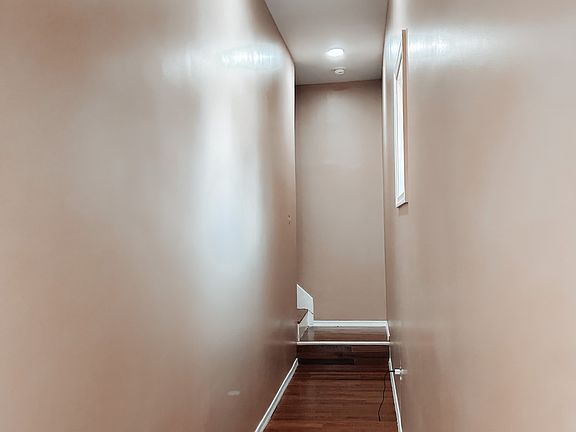 2nd image of 44 W Atlantic Ave #B