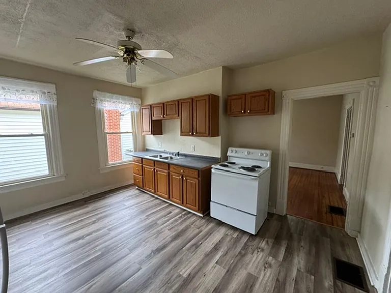 2825 Triangle Pl — Photo 7