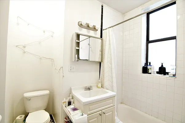 Rented by Best Apartments North Inc | media 29