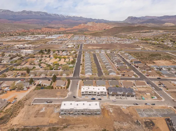 1963 250th S, Hurricane, UT 84737