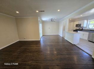 6961 Balcom Ave, Reseda, CA 91335