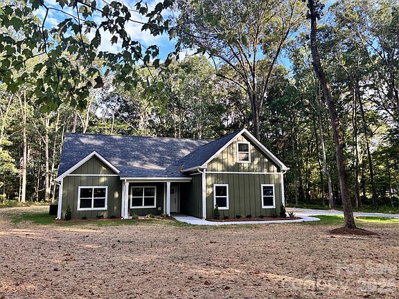 2nd image of 1818 New Salem Rd