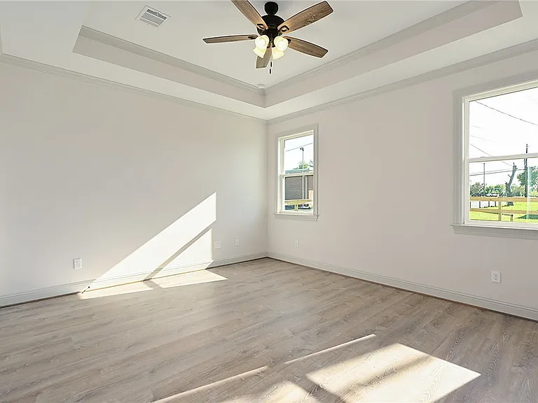 1508 Echols St — Photo 12