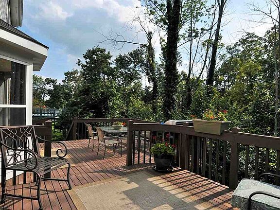 2nd image of 3287 Kingsburg Ct