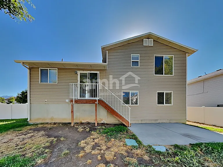 1495 N 2325 W — Photo 21