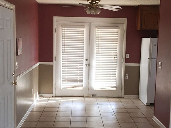 5th image of 754 E College Avemavern