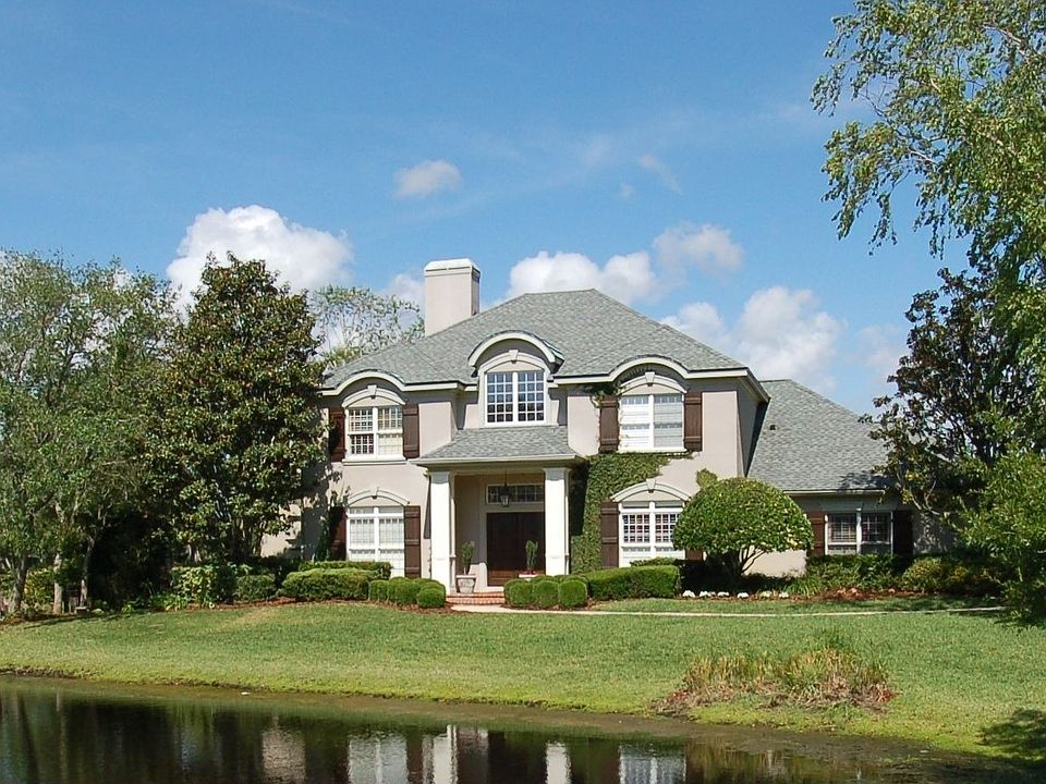 Stunning estate home
