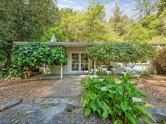 3rd image of 1311 W Dry Creek Road