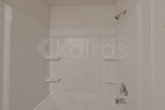 113 Inez Ave — Photo 11