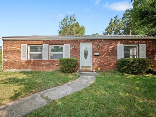 101 Carson St, Springdale, PA 15144