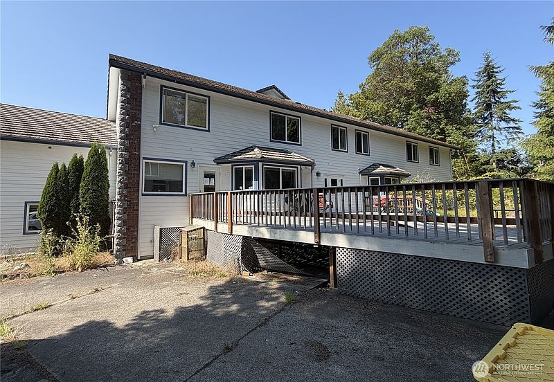 5th image of 811 FOX HOLLOW Road