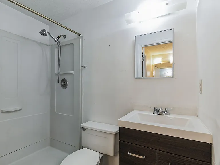 3388 Chelsea Dr — Photo 14