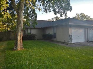 5026 N Knightsbridge Cir, Jacksonville, FL 32244