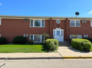 225 W High St APT 28E, Morris, IL 60450