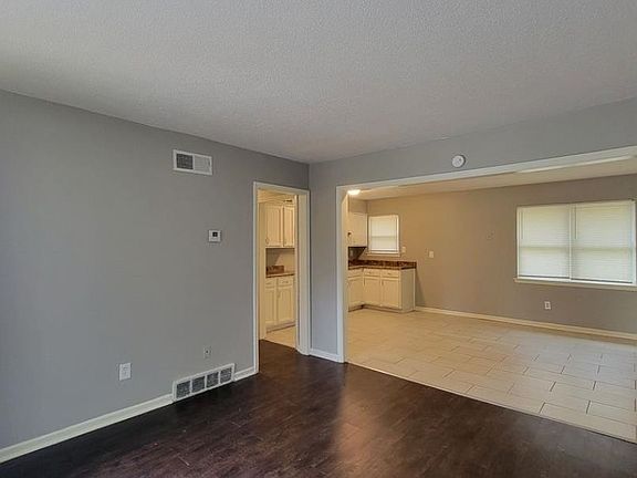 5th image of 5319 Braden Dr