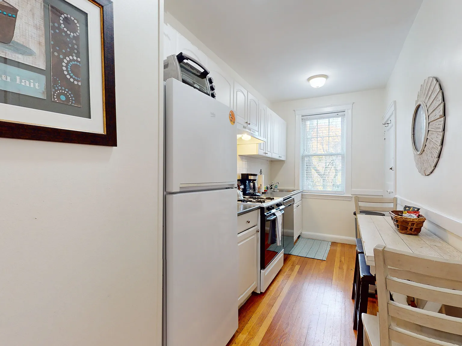 1 bed, 1.0 bath, 500 sqft, $4,725 — Photo 4