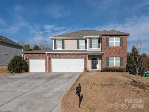 4275 Tucker Chase Dr, Midland, NC 28107
