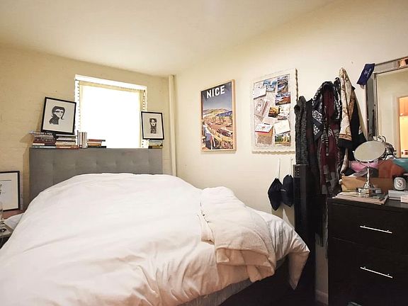 3rd image of 114 Christopher St APT 14