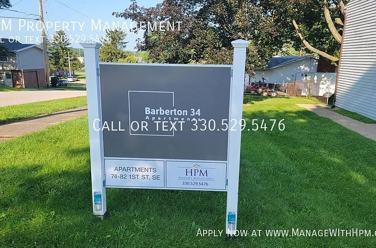 82 1st St SE #11 — Photo 16