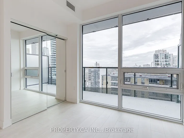 127 Broadway Ave #1401 — Photo 11