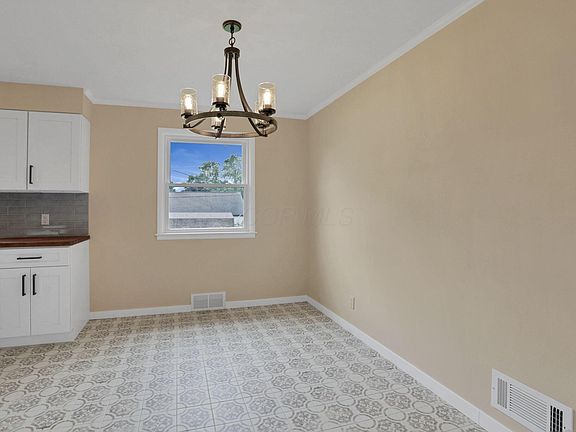 5th image of 1783 Glenmar Dr