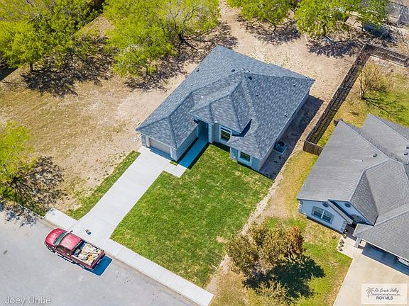 4th image of 160 Mimosa Cir