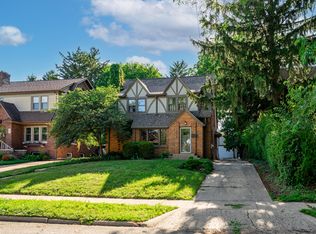 208 Robert Ave, Rockford, IL 61107