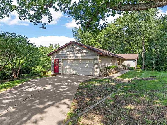 4th image of 37 Lakeview Knl NE