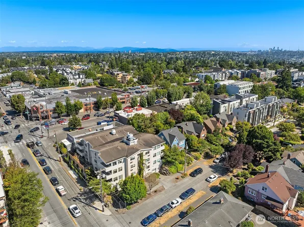 8356 16th Avenue NW, Seattle, WA 98117