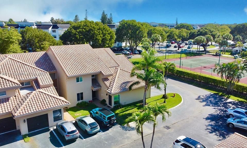 1st image of 16334 Malibu Dr #25