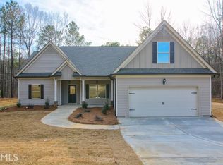 8731 Saint Andrews Pkwy, Winston, GA 30187