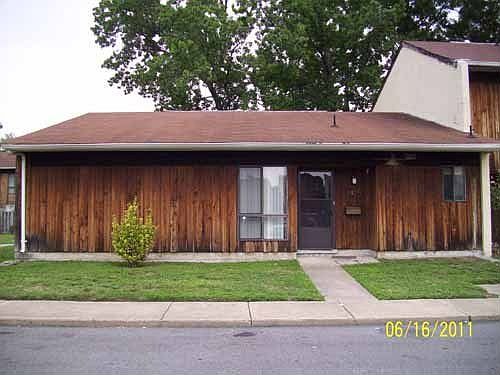 1st image of 1415 E Tanners Creek Dr
