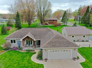315 S Powell St, Stetsonville, WI 54480