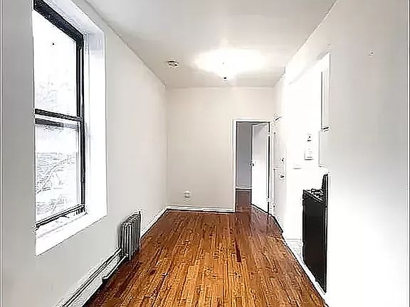 2nd image of 370 W 52nd St #3995