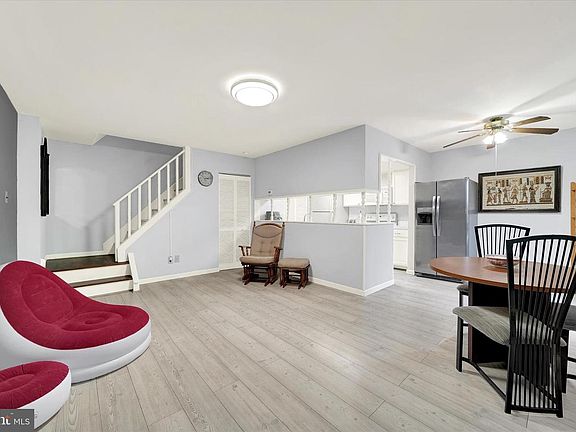 3rd image of 4908 W Brigantine Ct