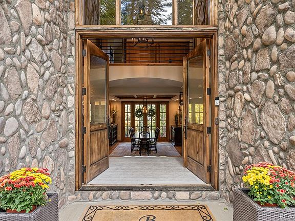 2nd image of 1535 Steamboat Court
