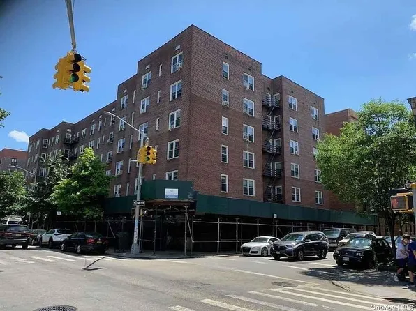 42-40 Bowne St #4D, Queens, NY 11355