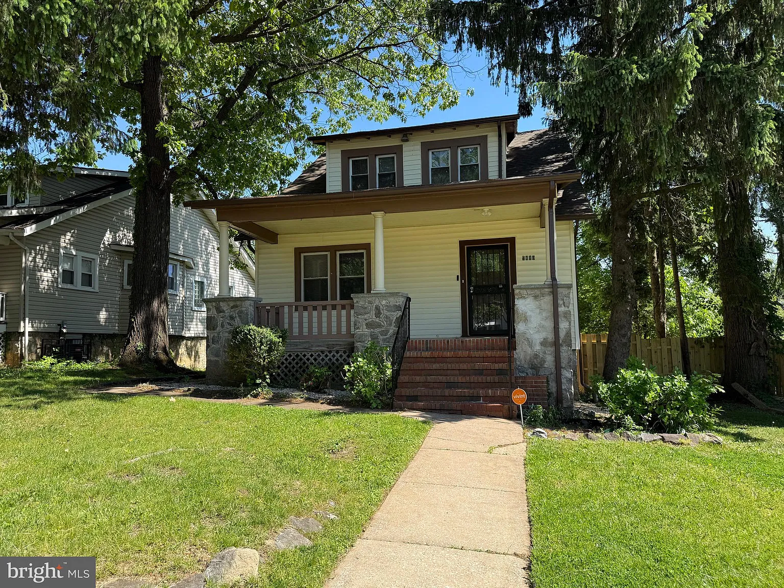 4 bed, 1655 sqft, $2,500 — Photo 1