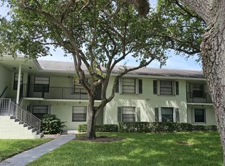 101 Sabal Ridge Cir APT E, Palm Beach Gardens, FL 33418