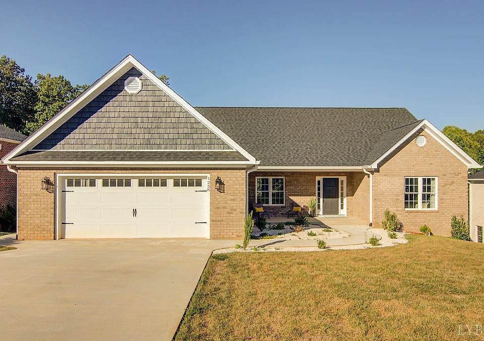 1st image of 106 Glenbrooke Dr