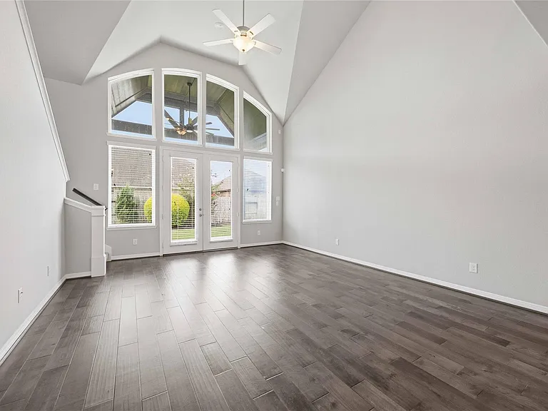 2523 Owen Bend Dr — Photo 6
