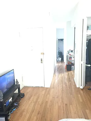 Rented by Keller Williams NYC | media 10